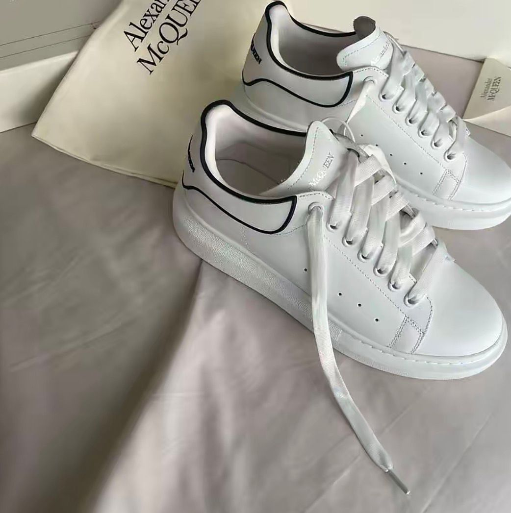Alexander McQueen Oversized Sneaker 1
